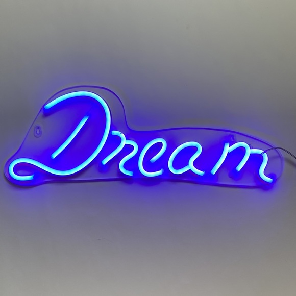 Dream Neon Sign 🌚 - Picture 4 of 5